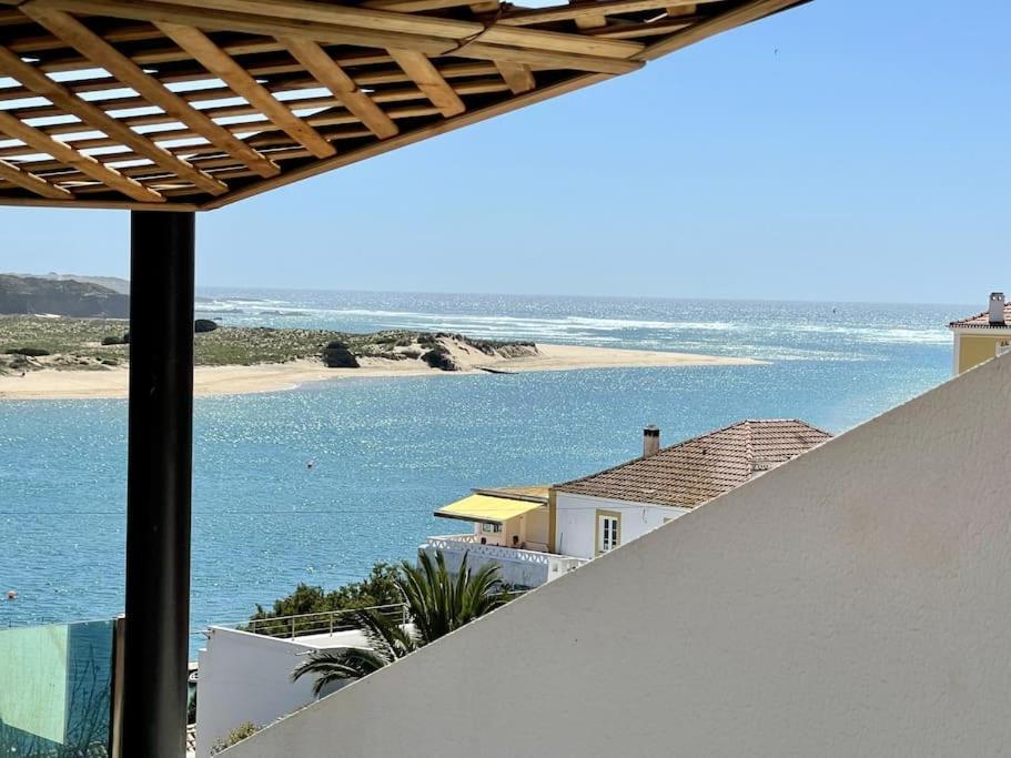 Moradia Cavalo Marinho- Terraco Vista Mar Holiday home *