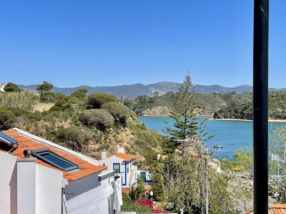 Moradia Cavalo Marinho- Terraco Vista Mar Holiday home